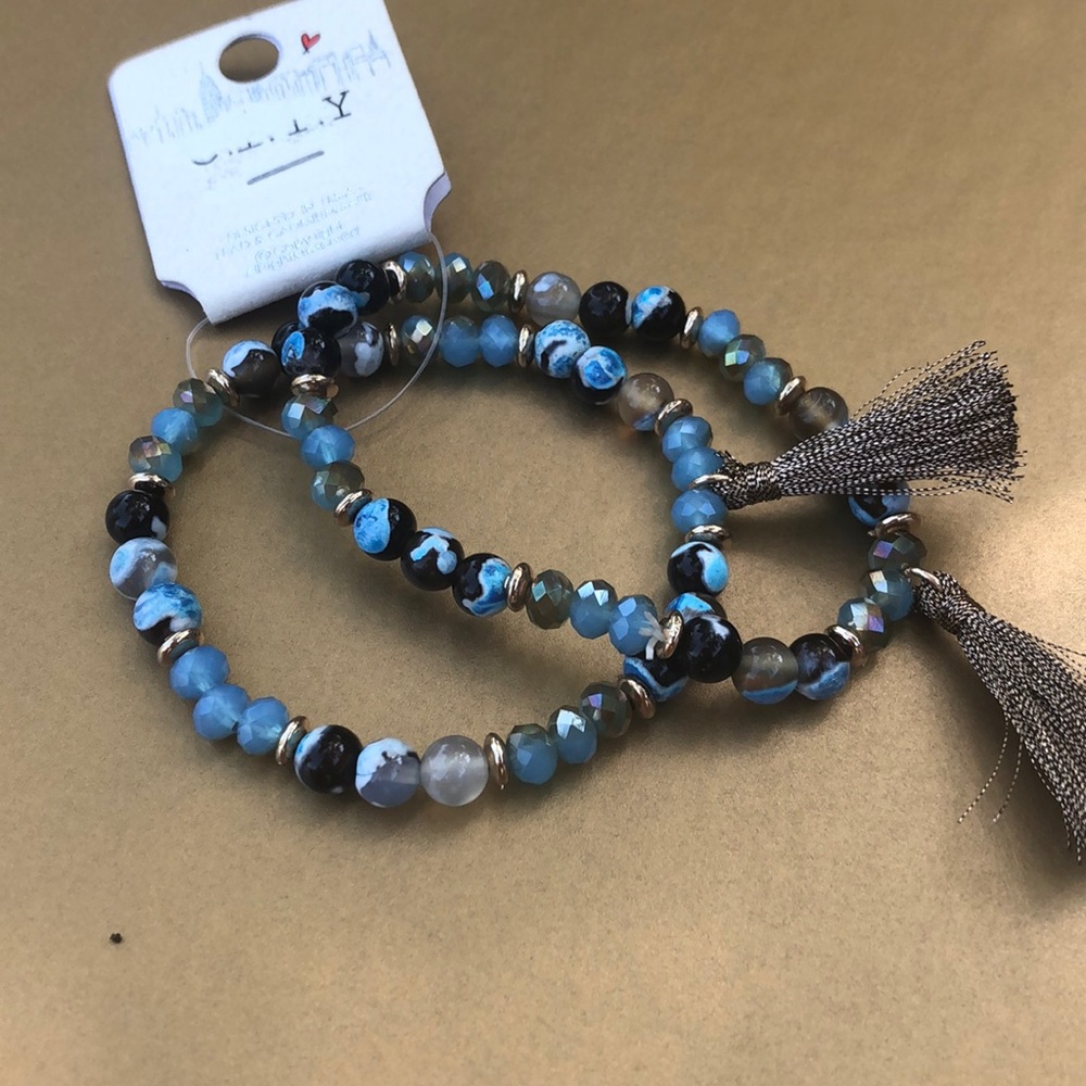 Two Roll Beaded stone